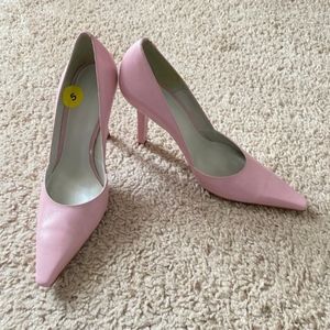 BCBGirls Pink Pumps – Sz 5 – Great Condition